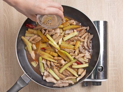食譜-西瓜皮炒豬柳