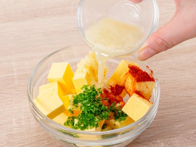 食譜-香蒜奶油烤扇貝