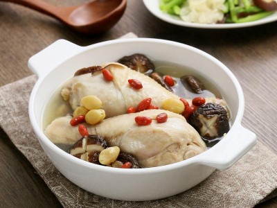 食譜-枸杞雞腿湯